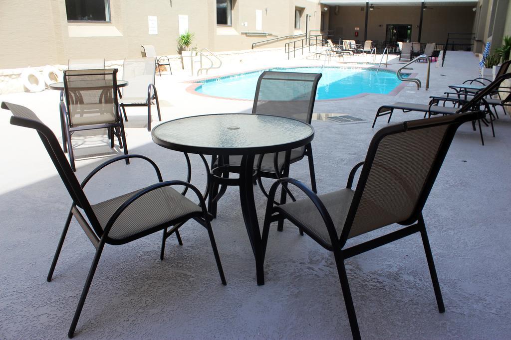 Country Inn & Suites By Radisson, Lackland Afb San Antonio , Tx Exterior foto